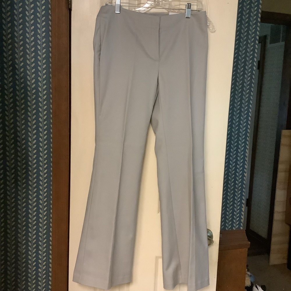 Chico’s Smooth Stretch Flare Trouser Pants Fairfax Gray Size 0